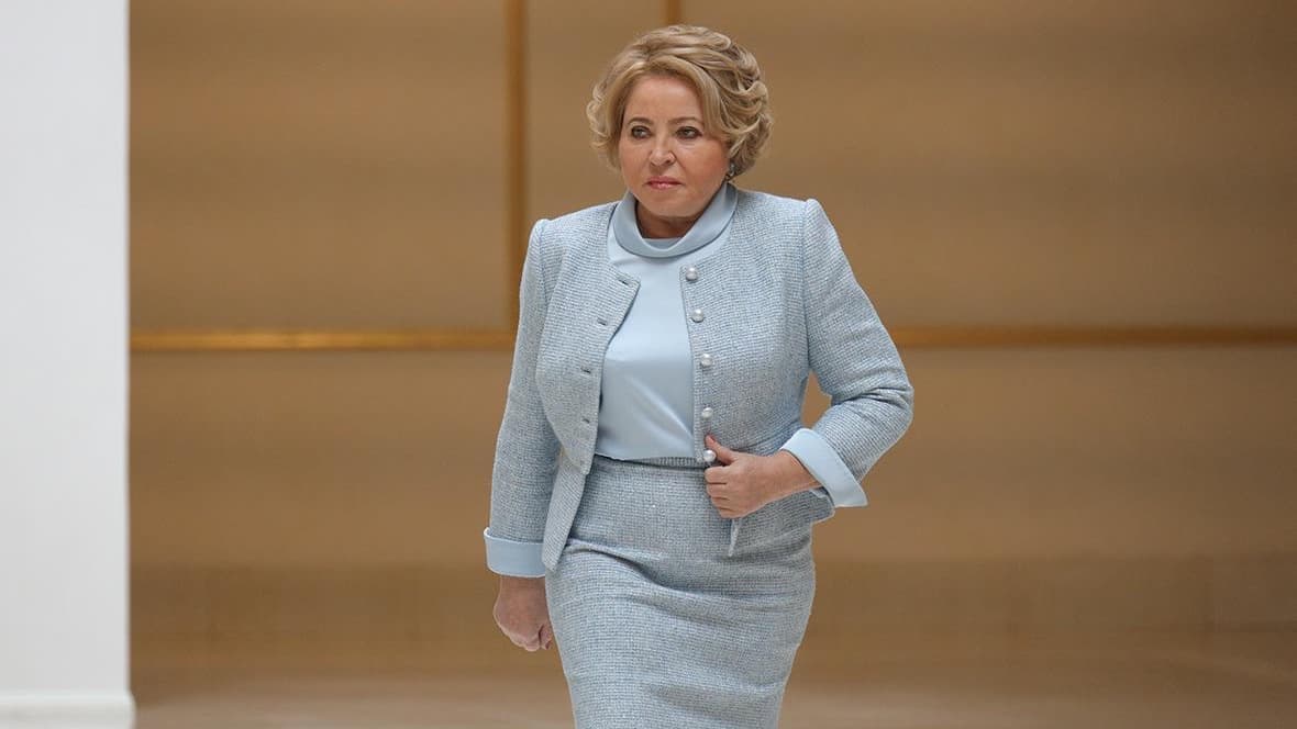 Тетя Валя на выход