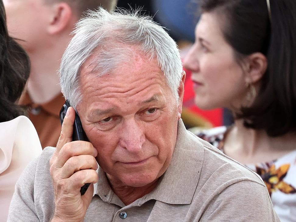 Дети отвечают за родителей