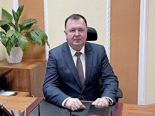 Книс предстал перед судом